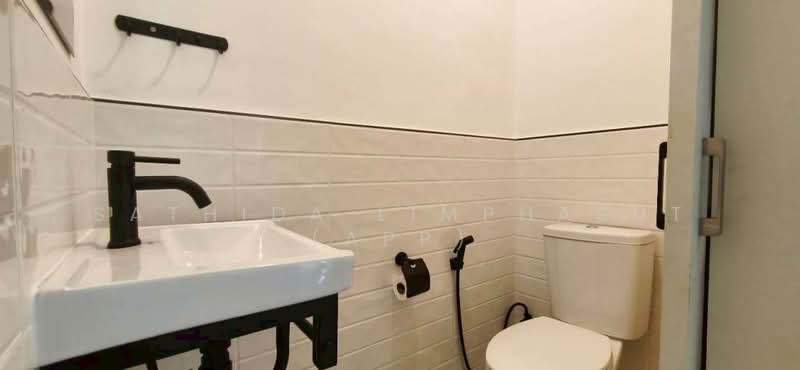 วิลล่าส่วนตัวสุดหรู 5 ห้องนอน ใกล้ทะเลสาบมาบประชาน พัทยา, Chon Buri (Pattaya), 19 Pong 13, Tambon Pong, Amphoe Bang Lamung, Chang Wat Chon Buri 20150, Thailand, Poong, Bang Lamung (Pattaya), Chon Buri (Pattaya), 5 Bedrooms, 300 sqm, Single Detached House For Sale, by Sathida Limphasut (App), 500193368 - DDproperty.com