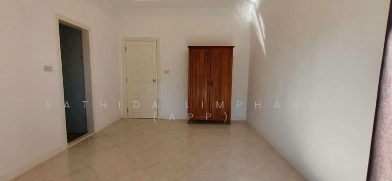 วิลล่าส่วนตัวสุดหรู 5 ห้องนอน ใกล้ทะเลสาบมาบประชาน พัทยา, Chon Buri (Pattaya), 19 Pong 13, Tambon Pong, Amphoe Bang Lamung, Chang Wat Chon Buri 20150, Thailand, Poong, Bang Lamung (Pattaya), Chon Buri (Pattaya), 5 Bedrooms, 300 sqm, Single Detached House For Sale, by Sathida Limphasut (App), 500193368 - DDproperty.com