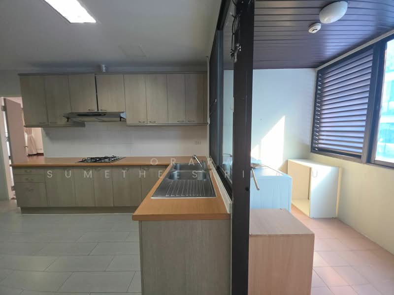 Prime Mansion One, Bangkok, Soi Sukhumvit 31, Khlongtoei Nua, Watthana, Bangkok, 3 Bedrooms, 245 sqm, Condo For Sale, by Orapa Sumetheesirisakul, 500193393 - DDproperty.com