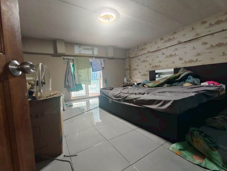 ขาย - อาคารพาณิชย์ 2 คูหา 3.5 ชั้น ถนนวัดเวฬุวนาราม แขวงดอนเมือง เขตดอนเมือง กรุงเทพมหานคร, กรุงเทพ