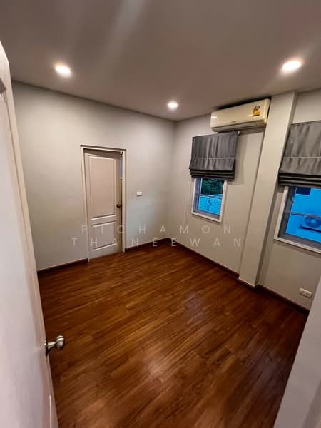 The Centro Ramindra, Bangkok, Kanchanaphisek Road, Khan Na Yao, Khan Na Yao, Bangkok, 3 Bedrooms, 244 sqm, Single Detached House For Sale, by Pichamon Thaneewan, 500193406 - DDproperty.com