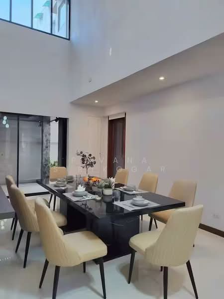 Noble House Thonglor 25 : โนเบิ้ลเฮ้าส์ ทองหล่อ 25, กรุงเทพ, คลองตันเหนือ, วัฒนา, กรุงเทพ, 300 ตร.ม., บ้านเดี่ยว ให้เช่า, โดย Pavana Sirikogar, 500193424 - DDproperty.com