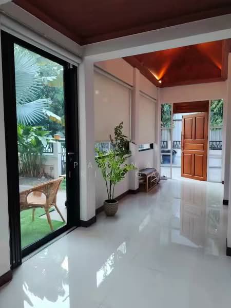 Noble House Thonglor 25, Bangkok, Khlong Tan Nua, Watthana, Bangkok, 5 Bedrooms, 300 sqm, Single Detached House For Rent, by Pavana Sirikogar, 500193424 - DDproperty.com