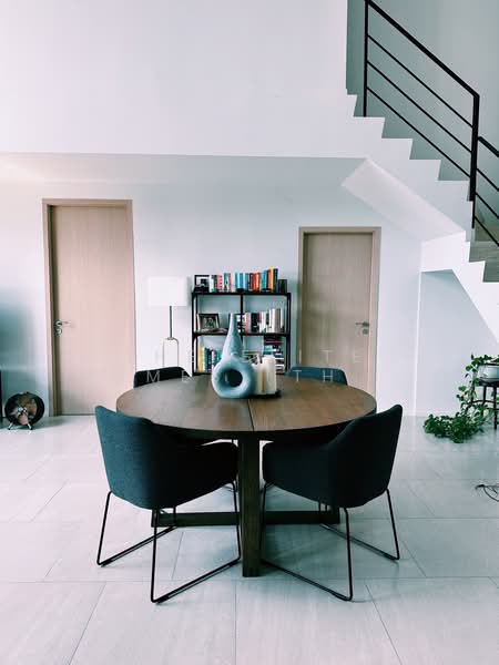 The Lofts Silom, Bangkok, Pramuan Road, Silom, Bang Rak, Bangkok, 2 Bedrooms, 110 sqm, Condo For Rent, by The Elite Homes (Thailand) Co., Ltd., 500193432 - DDproperty.com