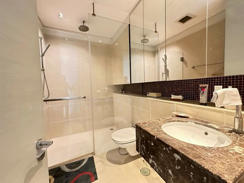 The Lakes, Bangkok, 123 Ratchadaphisek Road, Khlong Toei, Khlong Toei, Bangkok, 3 Bedrooms, 236 sqm, Condo For Sale, by Orapa Sumetheesirisakul, 500193459 - DDproperty.com