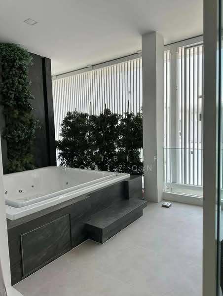 VIVE Ekkamai-Ramintra, Bangkok, Soi Yothin Phatthana 3, Nawamin, Bueng Kum, Bangkok, 4 Bedrooms, 371 sqm, Single Detached House For Sale, by Eastblue Horizon, 500193465 - DDproperty.com