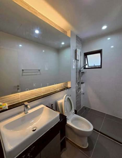 Burasiri Pattanakarn, Bangkok, New Pattanakarn Road, Prawet, Prawet, Bangkok, 4 Bedrooms, 210 sqm, Single Detached House For Rent, by Kitnipat Boonyadhammakul, 500193529 - DDproperty.com