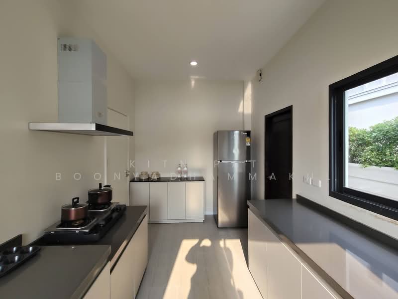 Lake Serene Rama II (Phase 4), Samut Sakhon, Rama ll Road, Bang Nam Chut, Muang Samut Sakhon, Samut Sakhon, 5 Bedrooms, 410 sqm, Townhouse For Sale, by Kitnipat Boonyadhammakul, 500193574 - DDproperty.com