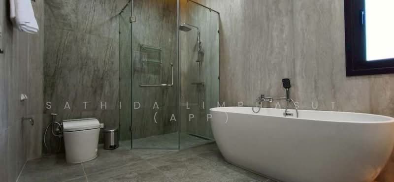 Impress House Village, Chon Buri (Pattaya), Nong Pru, Bang Lamung (Pattaya), Chon Buri (Pattaya), 5 Bedrooms, 330 sqm, Semi-Detached House (Twin House) For Sale, by Sathida Limphasut (App), 500193610 - DDproperty.com