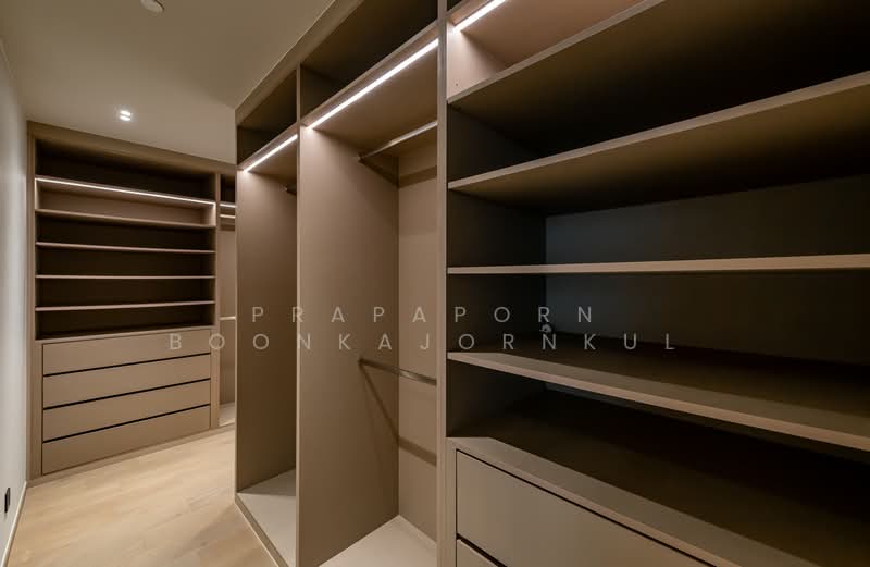 Tonson One Residence, Bangkok, Soi Tonson, Ploenchit Road, Lumphini, Pathum Wan, Bangkok, 3 Bedrooms, 175 sqm, Condo For Rent, by Prapaporn Boonkajonkul, 500193619 - DDproperty.com