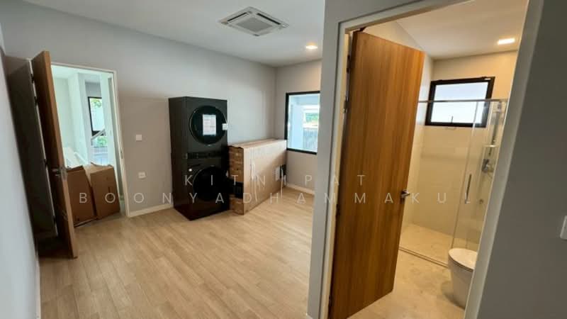 Mantana 100+ Bangkhunthian Chaithalae Road, Bangkok, Tha Kham, Bang Khun Thian, Bangkok, 5 Bedrooms, 338 sqm, Single Detached House For Sale, by Kitnipat Boonyadhammakul, 500193636 - DDproperty.com