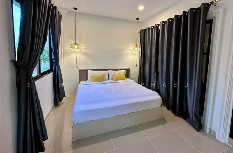 Eakmongkol Village, Chon Buri (Pattaya), Nong Pru, Bang Lamung (Pattaya), Chon Buri (Pattaya), 5 Bedrooms, 150 sqm, Single Detached House For Rent, by Sathida Limphasut (App), 500193641 - DDproperty.com