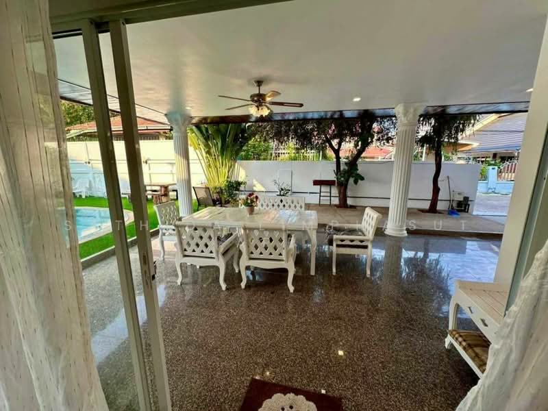 Eakmongkol Village, Chon Buri (Pattaya), Nong Pru, Bang Lamung (Pattaya), Chon Buri (Pattaya), 5 Bedrooms, 150 sqm, Single Detached House For Rent, by Sathida Limphasut (App), 500193641 - DDproperty.com