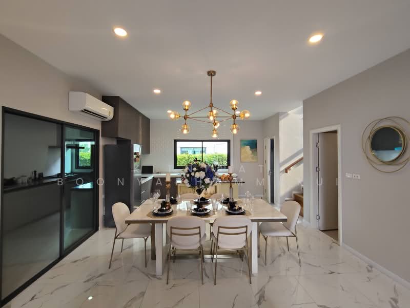 Lake Serene Rama II (Phase 4), Samut Sakhon, Rama ll Road, Bang Nam Chut, Muang Samut Sakhon, Samut Sakhon, 4 Bedrooms, 300 sqm, Townhouse For Sale, by Kitnipat Boonyadhammakul, 500193643 - DDproperty.com