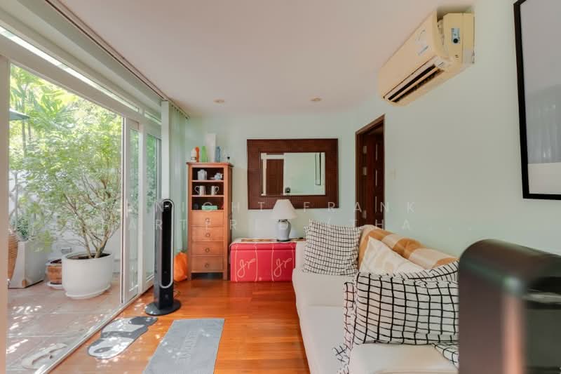 The Garden Place Condominium, Bangkok, Sukhumvit, Khlongtoei Nua, Watthana, Bangkok, 3 Bedrooms, 323 sqm, Condo For Sale, by Knight Frank Chartered (Thailand) Co.,Ltd, 500193650 - DDproperty.com