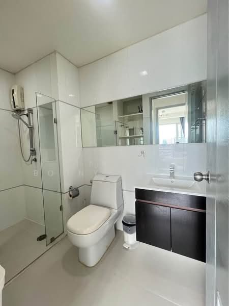 Thru Thonglor, Bangkok, Petchaburi Road, Bang Kapi, Huai Khwang, Bangkok, 1 Bedroom, 37 sqm, Condo For Rent, by Kitnipat Boonyadhammakul, 500193659 - DDproperty.com