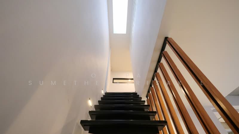 ทาวน์เฮ้าส์ 3-ห้องนอน, กรุงเทพ, คลองตันเหนือ, วัฒนา, กรุงเทพ, 225 ตร.ม., ทาวน์เฮ้าส์ ขาย, โดย Orapa Sumetheesirisakul, 500193667 - DDproperty.com