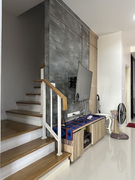 Baan Klang Muang Sathorn-Suksawat, Samut Prakan, 29 Suk Sawat 39, Bang Phung, Phra Pra Daeng, Samut Prakan, 3 Bedrooms, 152 sqm, Townhouse For Sale, by Eastblue Horizon, 500193669 - DDproperty.com