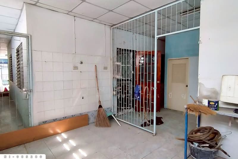 NI-065280 Townhouse, Suranaree Village, Nakhon Ratchasima, Nakhon Ratchasima, Nong Chabok, Muang Nakhon Ratchasima, Nakhon Ratchasima, 3 Bedrooms, 132 sqm, Townhouse For Sale, by Benchawarin Pakkawetppisit, 500193682 - DDproperty.com