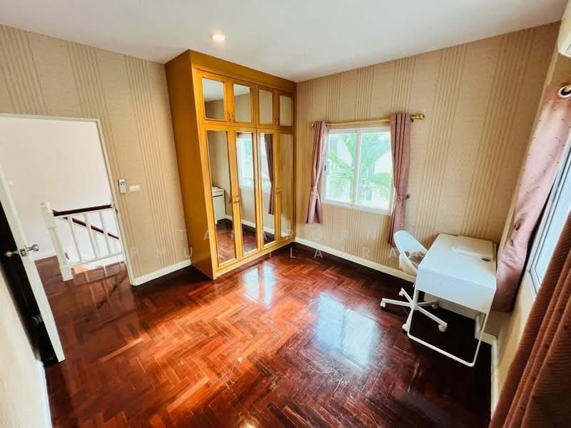 Perfect Place Sukhumvit 77-Suvarnabhumi, Samut Prakan, Lat Krabang Road, Rachathewa, Bang Plee, Samut Prakan, 3 Bedrooms, 158 sqm, Single Detached House For Rent, by Tanaporn Phumvilairak, 500193683 - DDproperty.com