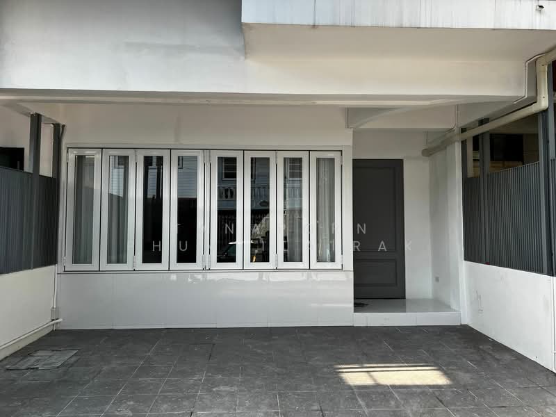 2-BR Townhouse, Bangkok, Bang Na Nuea, Bang Na, Bangkok, 2 Bedrooms, 150 sqm, Townhouse For Sale, by Tanaporn Phumvilairak, 500193687 - DDproperty.com