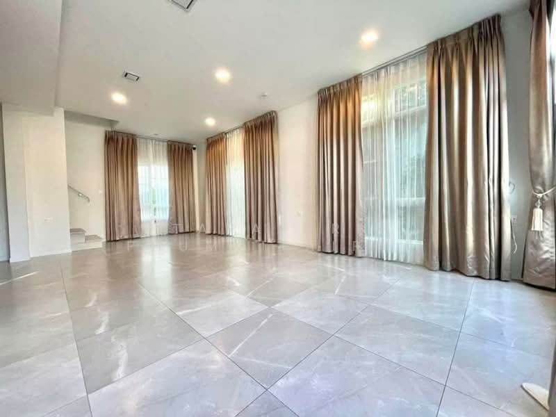 Mantana Bangna-Wongwaen, Bangkok, Soi Ramkhamhaeng 2, Dok Mai, Prawet, Bangkok, 3 Bedrooms, 282 sqm, Single Detached House For Sale, by Tanaporn Phumvilairak, 500193711 - DDproperty.com