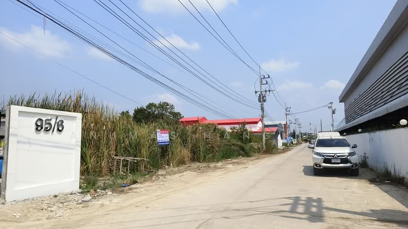 ขายด่วน ที่ดินแปลงเล็ก แนวถนน 340, Pathum Thani, Na-Mai, Lat Lum Kaeo, Pathum Thani, , 600 sqm, Land For Sale, by Anumas Hangkul, 500193712 - DDproperty.com