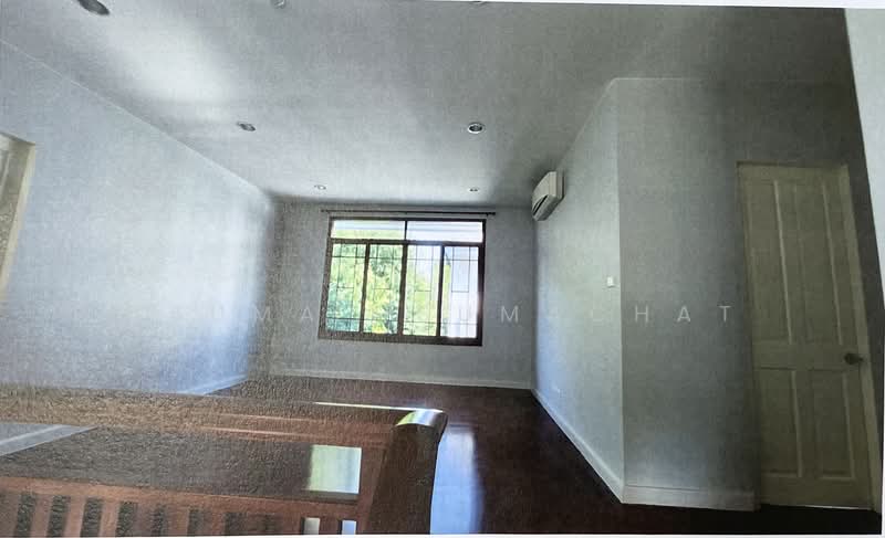 Narasiri Pattanakarn-Srinakarin, Bangkok, 878 Soi Srinakarin 20, Khlong Chan, Bang Kapi, Bangkok, 4 Bedrooms, 370 sqm, Single Detached House For Rent, by Usuma Usumachat, 500193743 - DDproperty.com