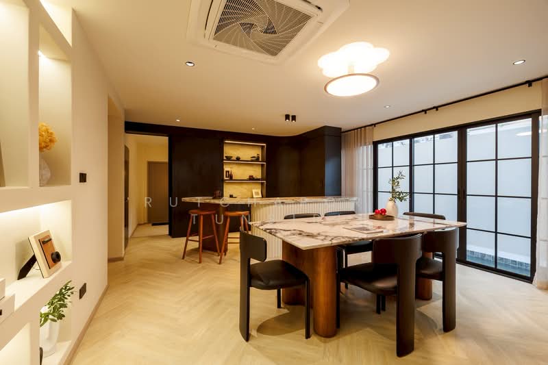 Pool Villa ให้เช่า ใกล้โรงเรียนนานาชาตินครพายัพ เพียง 5 นาที ค่าเช่า 120,000 บาท / เดือน No.5P001, Chiang Mai, San Phi Sua, Muang Chiang Mai, Chiang Mai, 5 Bedrooms, 300 sqm, Single Detached House For Rent, by Rutchaporn Tunsiri, 500193769 - DDproperty.com