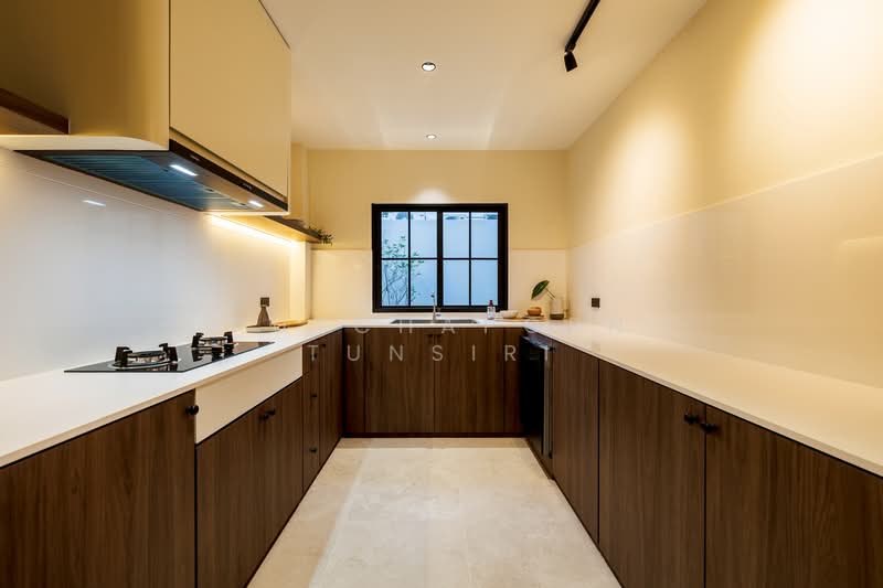 Pool Villa ให้เช่า ใกล้โรงเรียนนานาชาตินครพายัพ เพียง 5 นาที ค่าเช่า 120,000 บาท / เดือน No.5P001, เชียงใหม่, สันผีเสื้อ, เมืองเชียงใหม่, เชียงใหม่, 300 ตร.ม., บ้านเดี่ยว ให้เช่า, โดย Rutchaporn Tunsiri, 500193769 - DDproperty.com