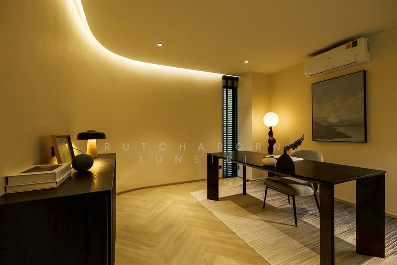 Pool Villa ให้เช่า ใกล้โรงเรียนนานาชาตินครพายัพ เพียง 5 นาที ค่าเช่า 120,000 บาท / เดือน No.5P001, Chiang Mai, San Phi Sua, Muang Chiang Mai, Chiang Mai, 5 Bedrooms, 300 sqm, Single Detached House For Rent, by Rutchaporn Tunsiri, 500193769 - DDproperty.com