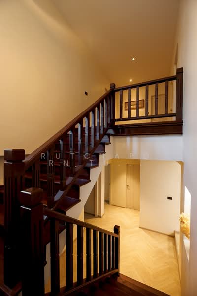 Pool Villa ให้เช่า ใกล้โรงเรียนนานาชาตินครพายัพ เพียง 5 นาที ค่าเช่า 120,000 บาท / เดือน No.5P001, Chiang Mai, San Phi Sua, Muang Chiang Mai, Chiang Mai, 5 Bedrooms, 300 sqm, Single Detached House For Rent, by Rutchaporn Tunsiri, 500193769 - DDproperty.com