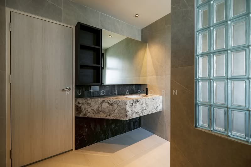 Pool Villa ให้เช่า ใกล้โรงเรียนนานาชาตินครพายัพ เพียง 5 นาที ค่าเช่า 120,000 บาท / เดือน No.5P001, Chiang Mai, San Phi Sua, Muang Chiang Mai, Chiang Mai, 5 Bedrooms, 300 sqm, Single Detached House For Rent, by Rutchaporn Tunsiri, 500193769 - DDproperty.com