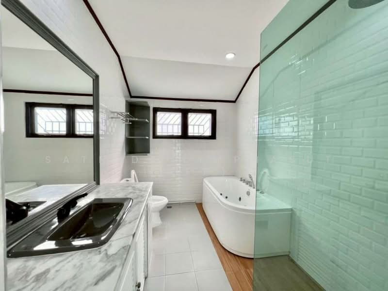 Hin Wong Niwet, Chon Buri (Pattaya), Na Chom Thian, Sattahip, Chon Buri (Pattaya), 3 Bedrooms, 300 sqm, Single Detached House For Sale, by Sathida Limphasut (App), 500193827 - DDproperty.com