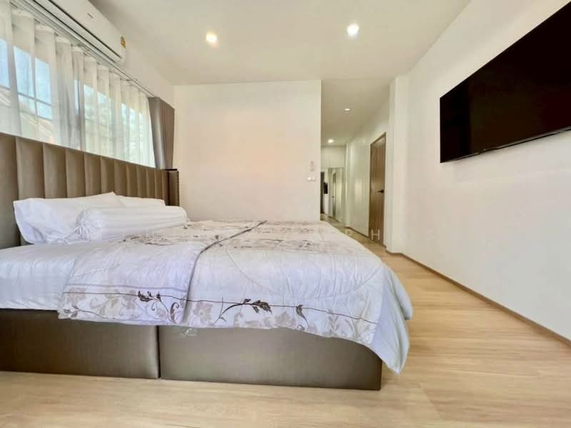 Hin Wong Niwet, Chon Buri (Pattaya), Na Chom Thian, Sattahip, Chon Buri (Pattaya), 3 Bedrooms, 300 sqm, Single Detached House For Sale, by Sathida Limphasut (App), 500193827 - DDproperty.com