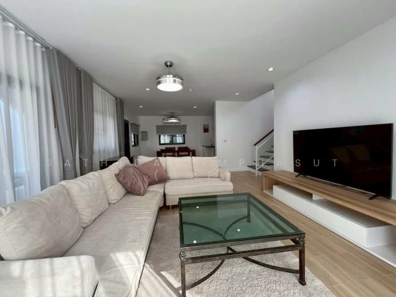 Hin Wong Niwet, Chon Buri (Pattaya), Na Chom Thian, Sattahip, Chon Buri (Pattaya), 3 Bedrooms, 300 sqm, Single Detached House For Sale, by Sathida Limphasut (App), 500193827 - DDproperty.com