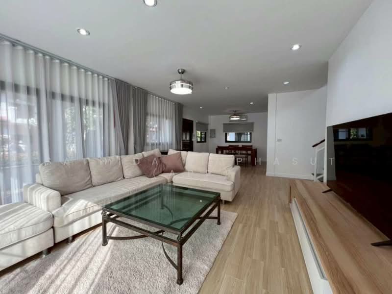 Hin Wong Niwet, Chon Buri (Pattaya), Na Chom Thian, Sattahip, Chon Buri (Pattaya), 3 Bedrooms, 300 sqm, Single Detached House For Sale, by Sathida Limphasut (App), 500193827 - DDproperty.com