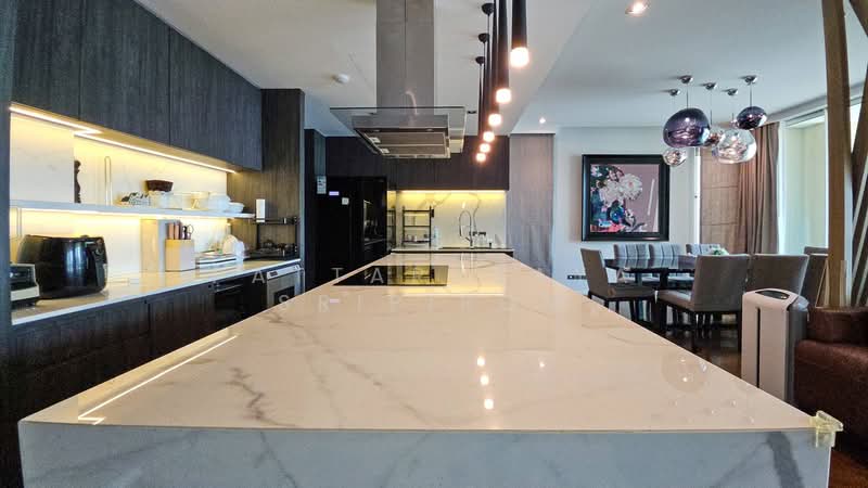 The Park Chidlom, Bangkok, 1 Petchaburi Road, Pathum Wan, Pathum Wan, Bangkok, 2 Bedrooms, 245 sqm, Condo For Rent, by Pattarasaya Sripirom, 500193840 - DDproperty.com