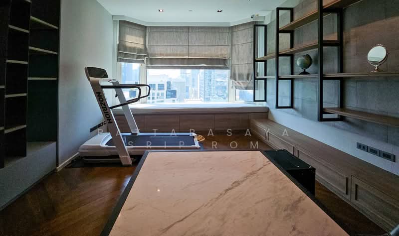 The Park Chidlom, Bangkok, 1 Petchaburi Road, Pathum Wan, Pathum Wan, Bangkok, 2 Bedrooms, 245 sqm, Condo For Rent, by Pattarasaya Sripirom, 500193840 - DDproperty.com