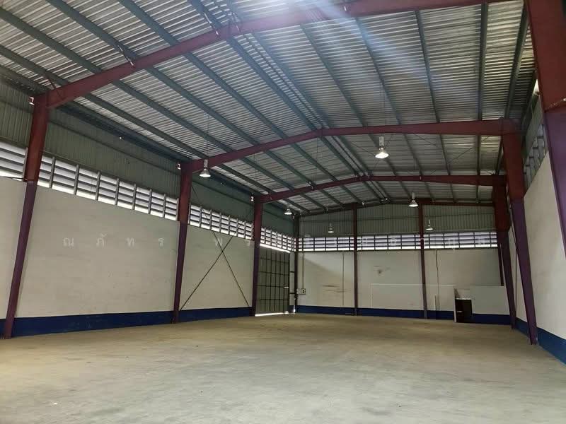 ให้เช่า - โกดังให้เช่า ขนาด 825 ตรม.ลำลูกกา ปทุมธานี, ปทุมธานี