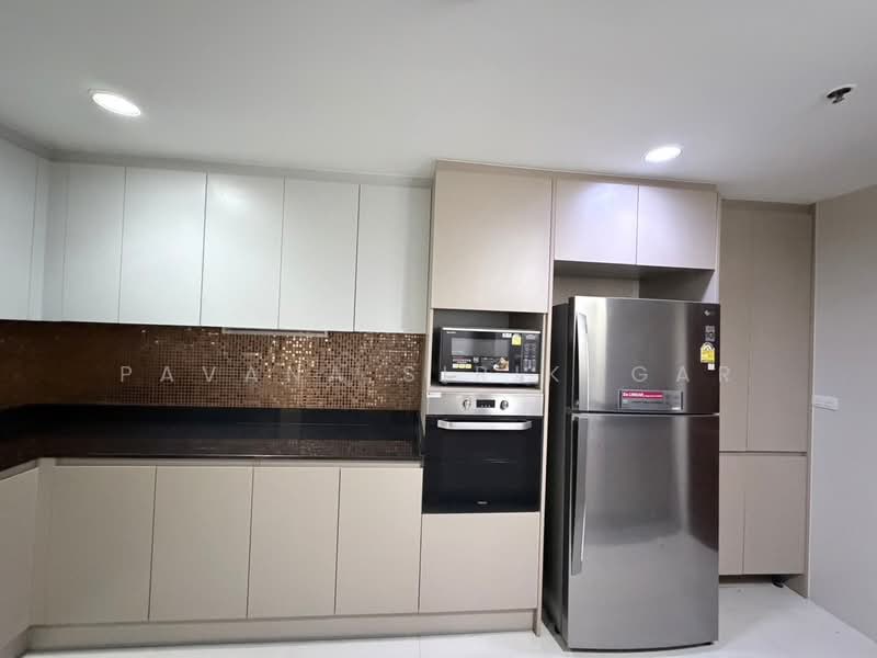 G.P. Grande Tower, Bangkok, 55 Sukhumvit 23, Khlongtoei Nua, Watthana, Bangkok, 3 Bedrooms, 260 sqm, Apartment For Rent, by Pavana Sirikogar, 500193848 - DDproperty.com