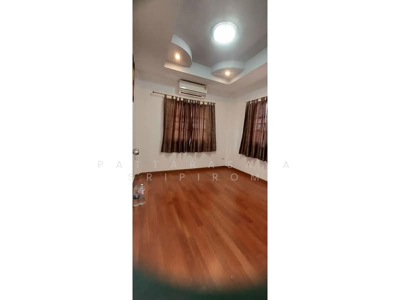 Baan Lalin In The Park Watcharapol-Paholyothin, Bangkok, Rattanagosin Road, Khlong Tanon, Sai Mai, Bangkok, 4 Bedrooms, 220 sqm, Single Detached House For Sale, by Pattarasaya Sripirom, 500193851 - DDproperty.com