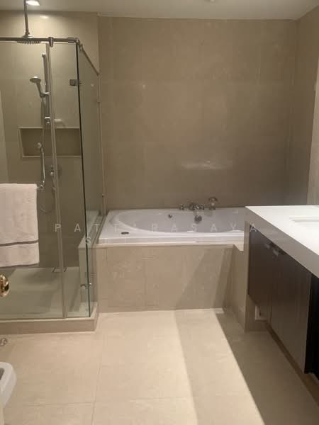 Athenee Residence, Bangkok, 65 Witthayu Road, Lumphini, Pathum Wan, Bangkok, 3 Bedrooms, 215 sqm, Condo For Rent, by Pattarasaya Sripirom, 500193860 - DDproperty.com