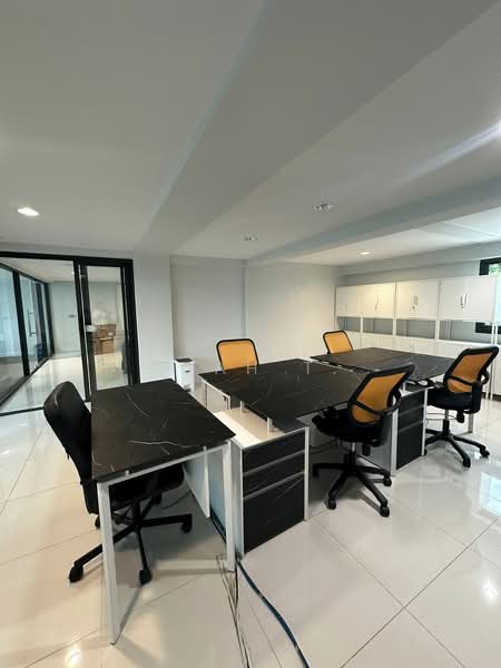 อาคารให้เช่า อ่อนนุช พัฒนาการ : Buildings for rent, On Nut Phatthanakan, Bangkok, Prawet, Prawet, Bangkok, , 649 sqm, Shophouse For Rent, by TOAH T., 500193869 - DDproperty.com