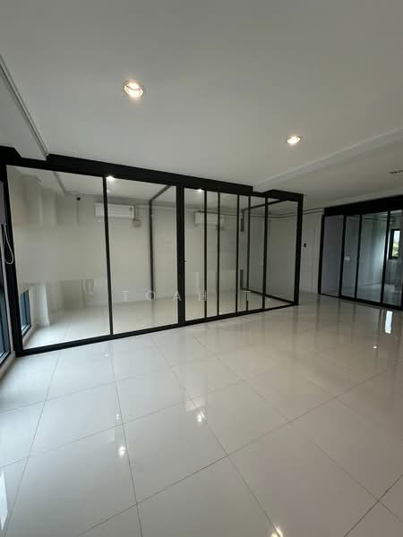 อาคารให้เช่า อ่อนนุช พัฒนาการ : Buildings for rent, On Nut Phatthanakan, Bangkok, Prawet, Prawet, Bangkok, , 649 sqm, Shophouse For Rent, by TOAH T., 500193869 - DDproperty.com