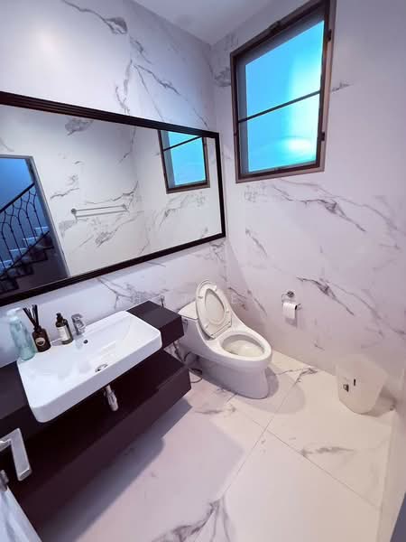 Grand Bangkok Boulevard Srinakarin : แกรนด์ บางกอก บูเลอวาร์ด ศรีนครินทร์, กรุงเทพ, ถ.ศรีนครินทร์, หนองบอน, ประเวศ, กรุงเทพ, 250 ตร.ม., บ้านเดี่ยว ให้เช่า, โดย Khun Eve, 500193878 - DDproperty.com