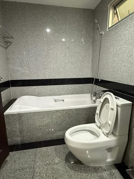 Grand Langsuan, Bangkok, Soi Lang Suan ,Ploenchit Road, Lumphini, Pathum Wan, Bangkok, 3 Bedrooms, 150 sqm, Condo For Rent, by Aom Hatairat, 500193881 - DDproperty.com