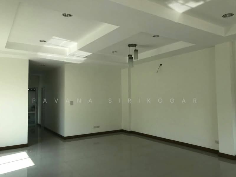 4-BR House, Bangkok, Bang Chak, Phra Khanong, Bangkok, 4 Bedrooms, 190 sqm, Single Detached House For Rent, by Pavana Sirikogar, 500193935 - DDproperty.com