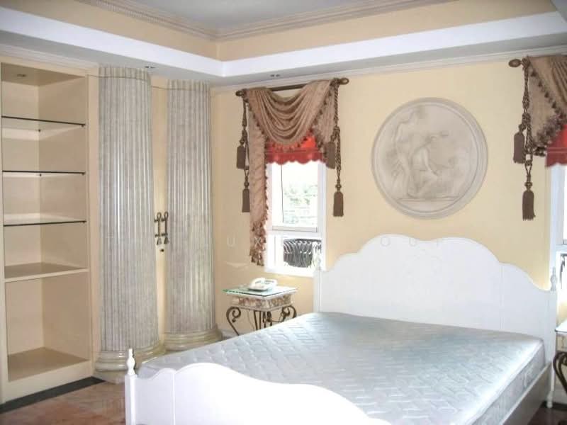 House in Ekkamai Soi 4, Bangkok, Khlong Toei, Khlong Toei, Bangkok, 3 Bedrooms, 350 sqm, Single Detached House For Rent, by The Luxe Group, 500194009 - DDproperty.com