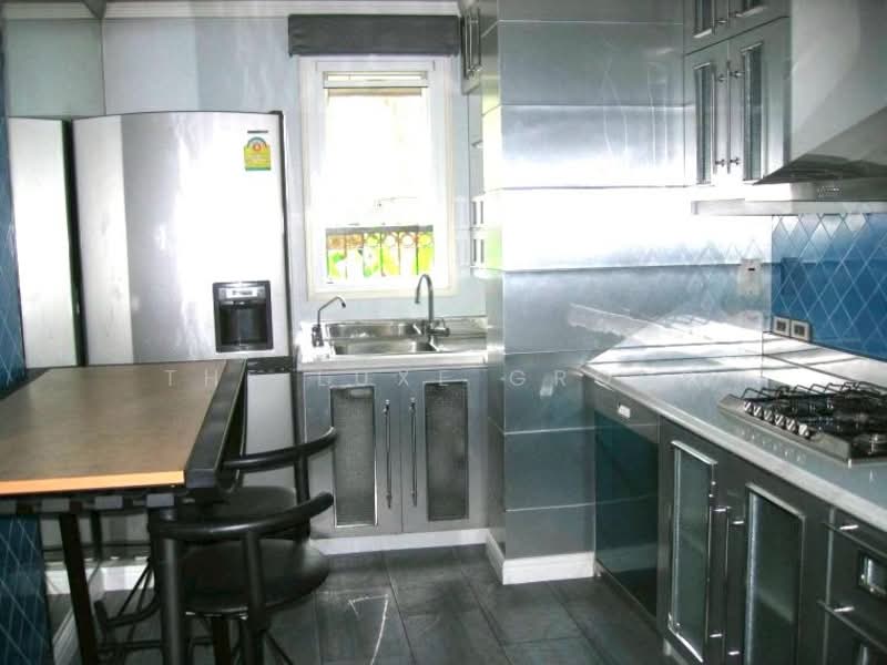 House in Ekkamai Soi 4, Bangkok, Khlong Toei, Khlong Toei, Bangkok, 3 Bedrooms, 350 sqm, Single Detached House For Rent, by The Luxe Group, 500194009 - DDproperty.com